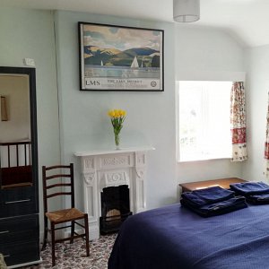 Guest bedroom